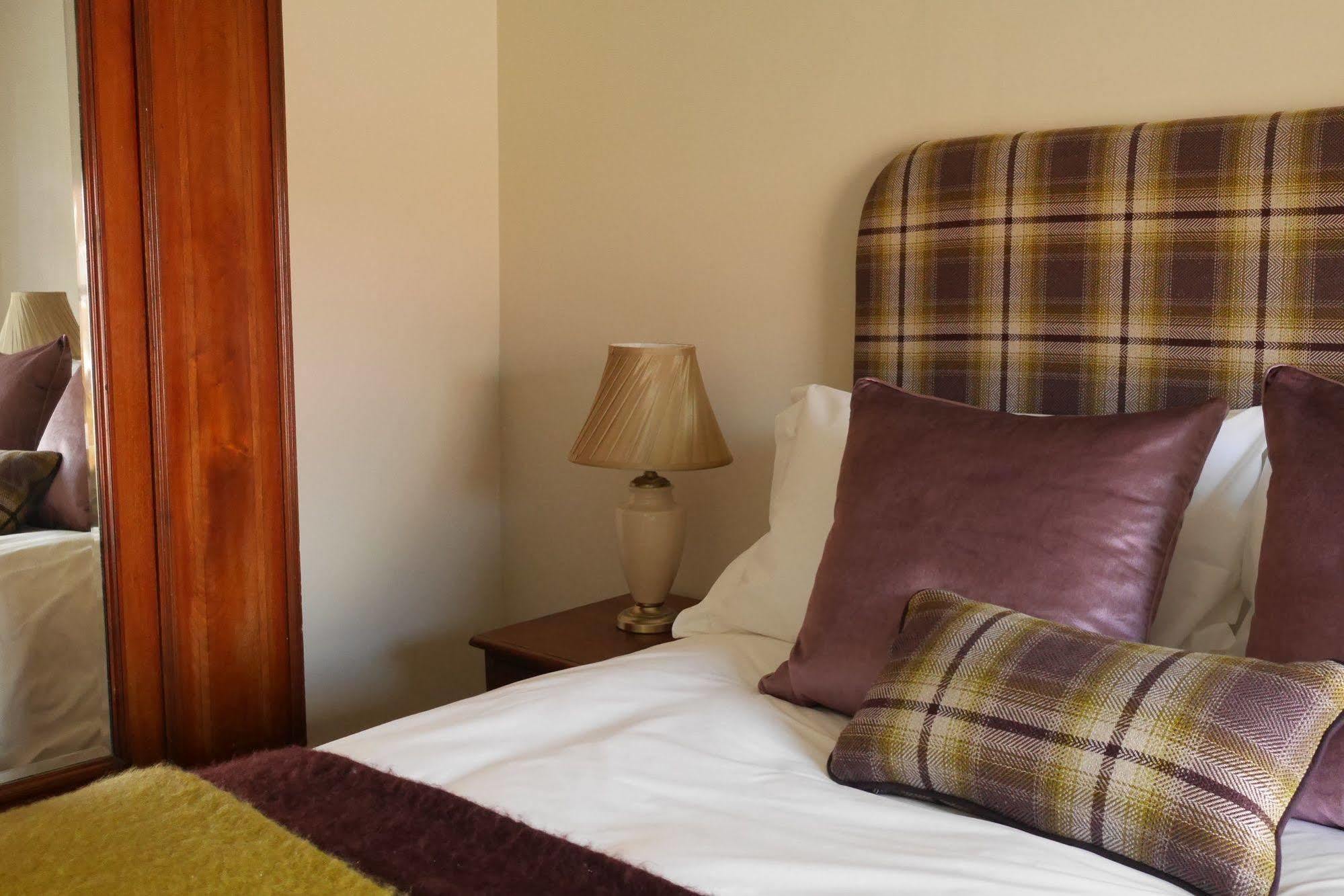 The Greyhound Inn وانتاج المظهر الخارجي الصورة